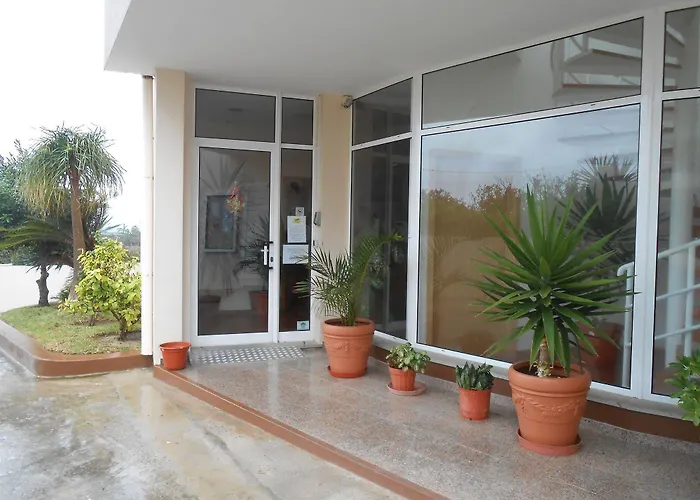 Hotel Areia Dourada 2*