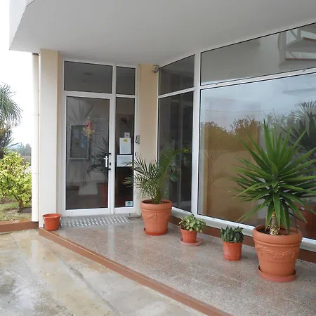 Hotel Areia Dourada 2*